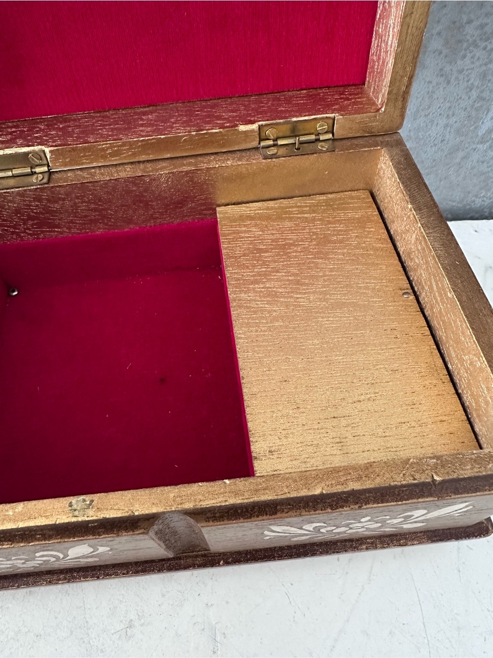 Vintage Gold FLORENTINE JEWELRY Music Box JAPAN Velvet Interior WORKS - Picture 6 of 10